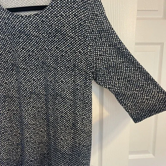 J. Jill Wearever Collection Knit Tunic Top Geometric Print 3/4 Sleeve L - Picture 3 of 5